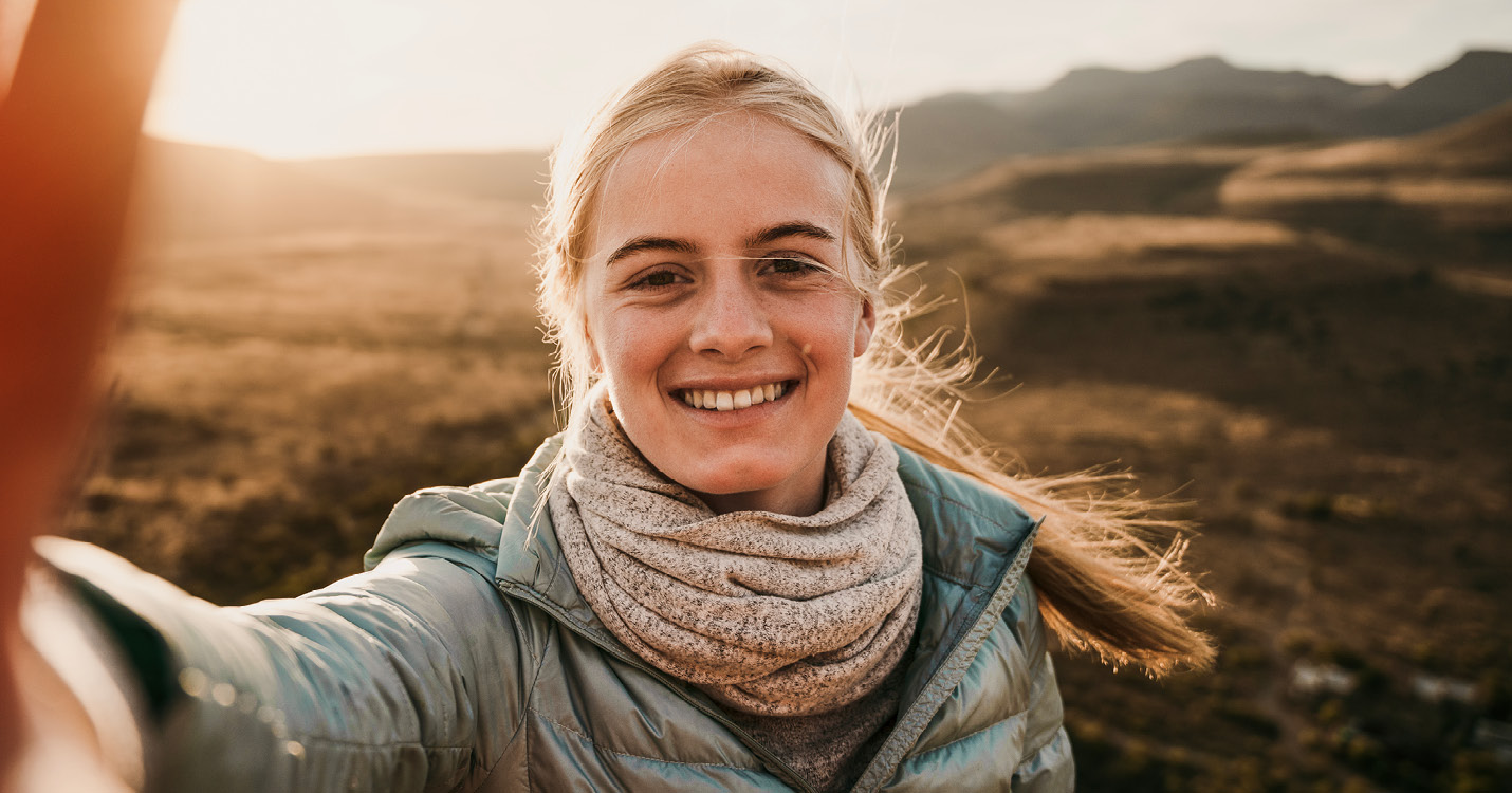 DERTOURDeutschland_Selfie_Herbst_Mädchen