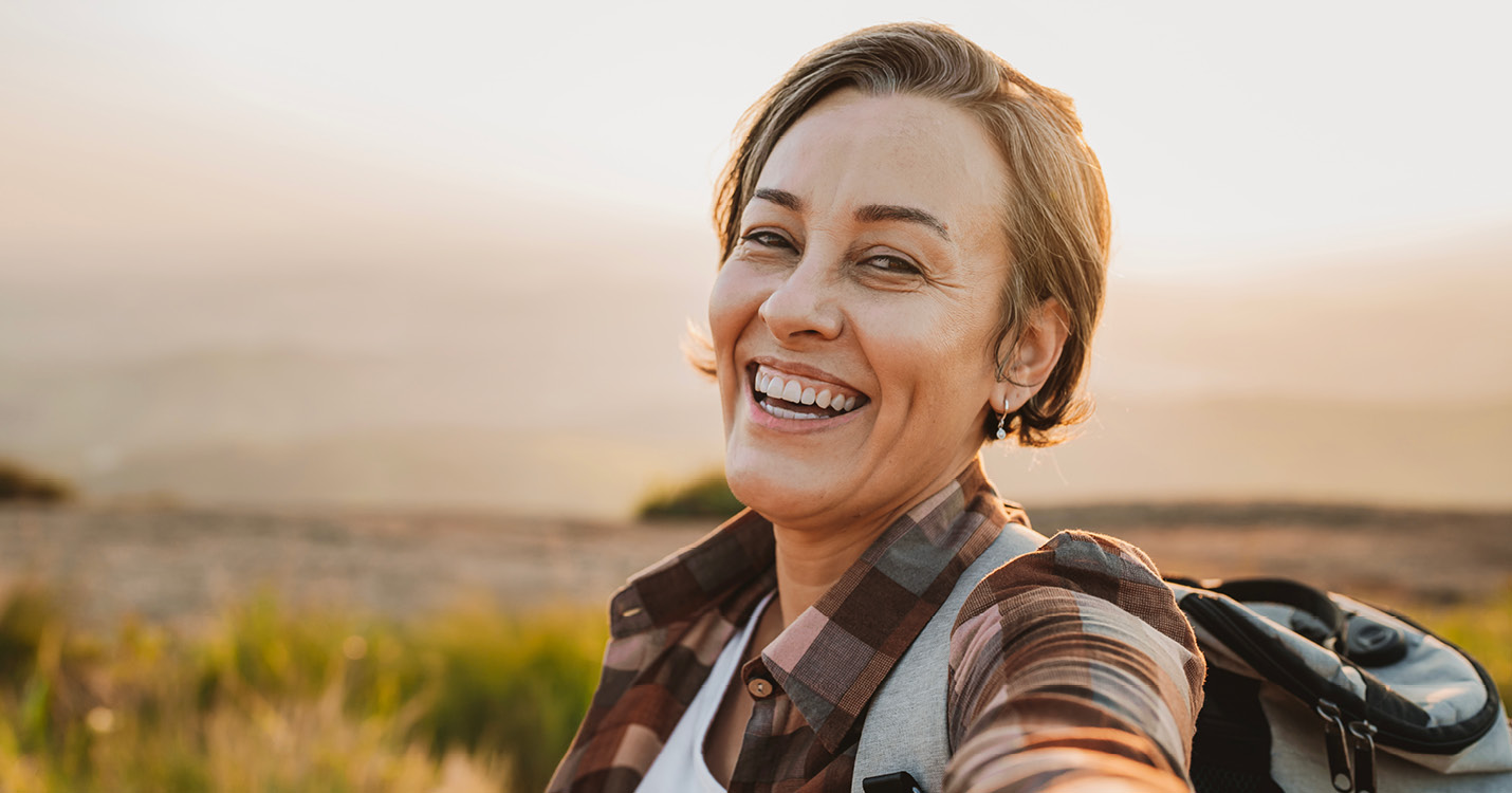 DERTOURDeutschland_Selfie_Wandern_Frau_2